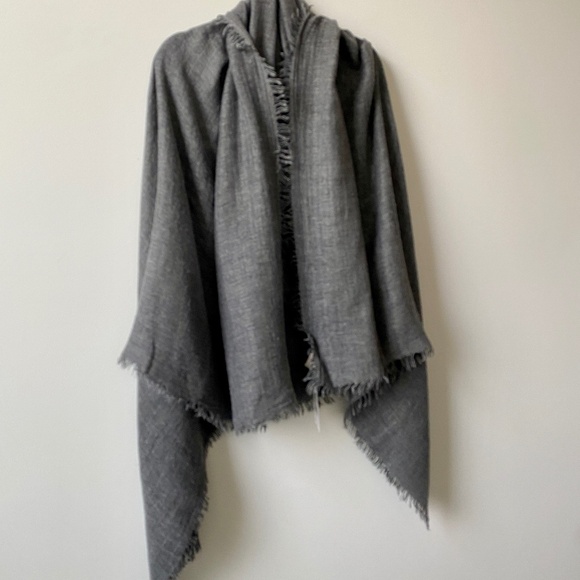 FREE PEOPLE Scarf Wrap in Washed Black - NWT new with tags - Picture 1 of 4